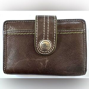 VTG Fossil Brown Leather Bi-fold Wallet w/Button Snap & Zipper Coin Purse